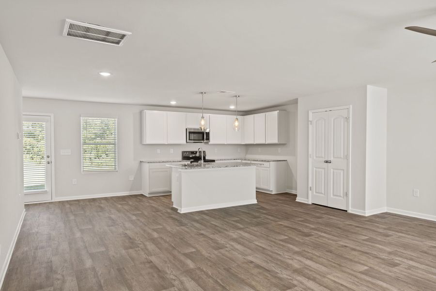 New Home in Woodruff, SC.  - Slide 9