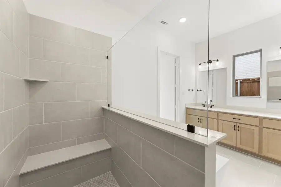 15_16. 1028 Golden Galaxy - Bath (3)