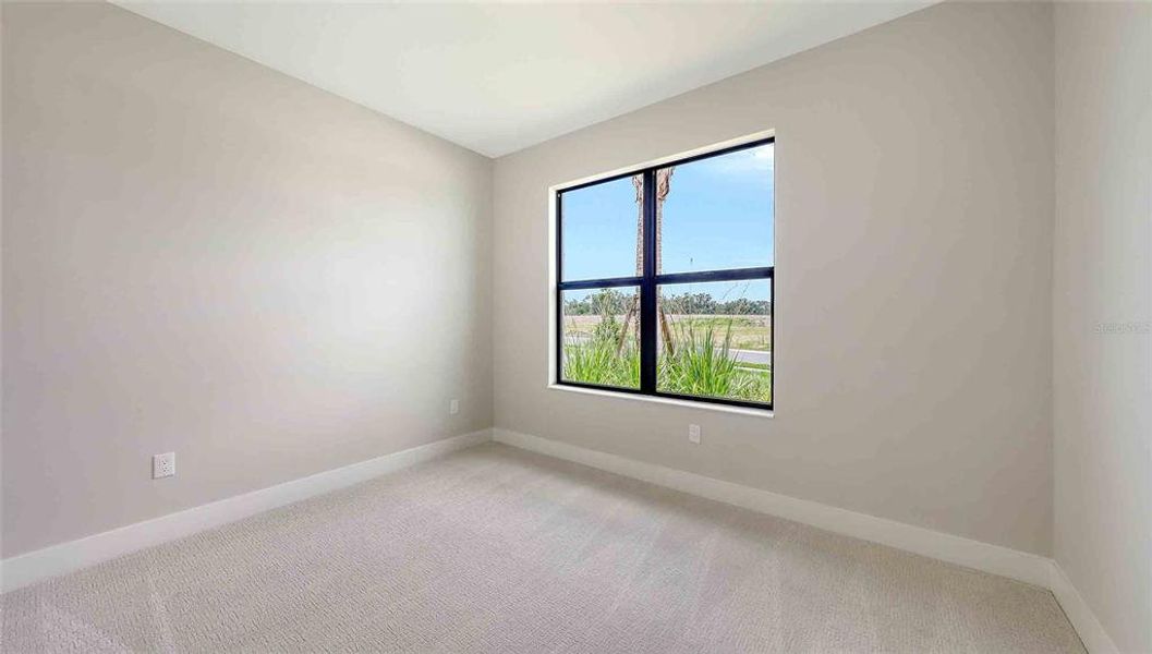Spacious, unfurnished interior of a new home in Woodland Preserve, Parrish (Image 33).