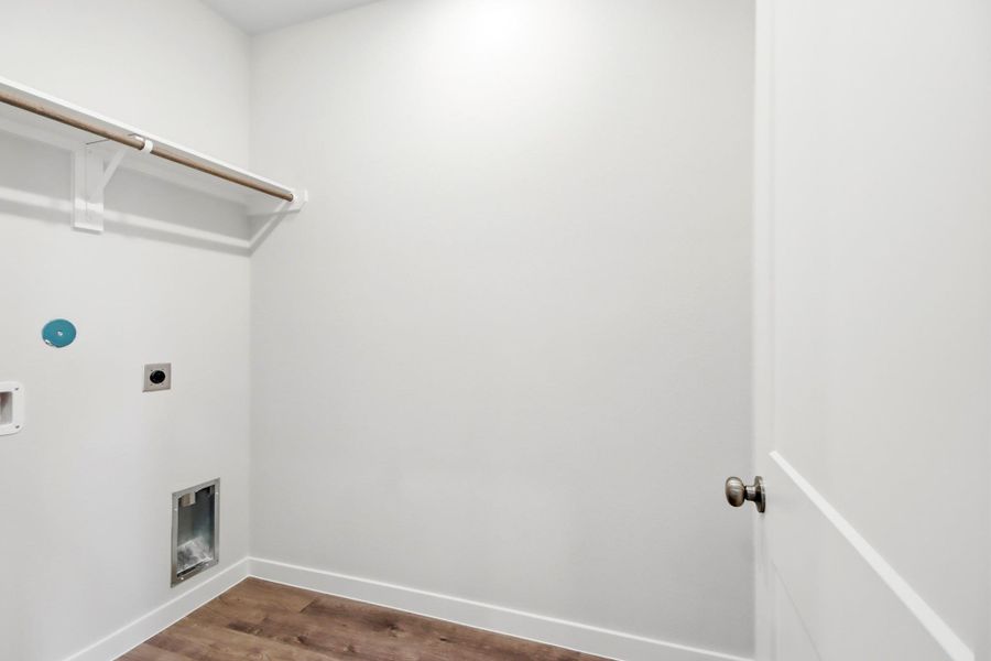 Spacious, unfurnished interior of a new home in Maple Woods, Hockley (Image 11).