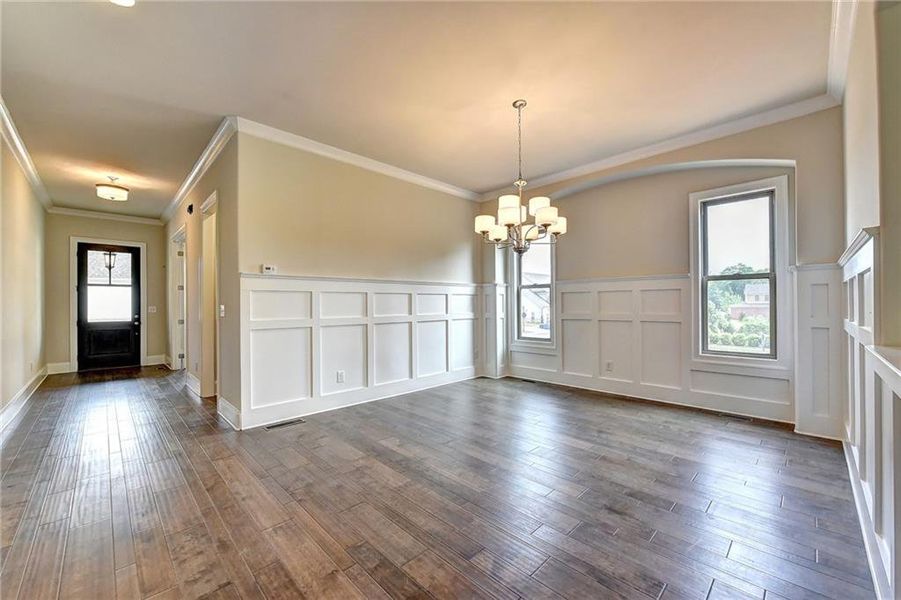Spacious, unfurnished interior of a new home in Bellmoore Park, Duluth (Image 76).