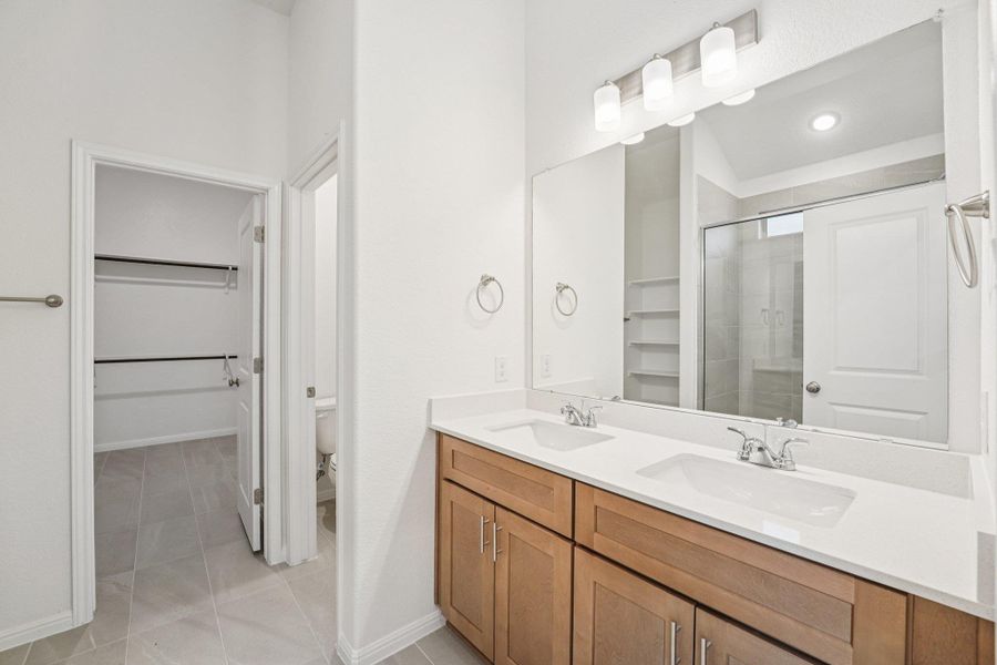 Furnished interior view inside a new home in Crosswinds, Kyle (Image 9).