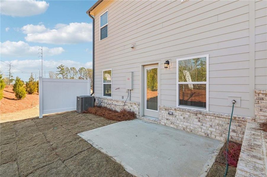 Exterior details and patio area of a home in Leydenview, Mableton (Image 31).