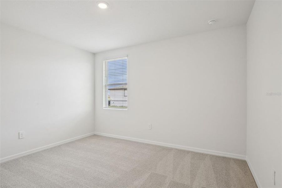 Spacious, unfurnished interior of a new home in Springs at Lake Alfred - Classic Series, Lake Alfred (Image 32).