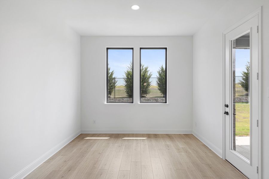 Spacious, unfurnished interior of a new home in Nelson Lake Estates, Rockwall (Image 22).