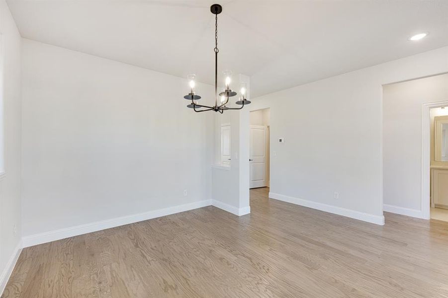 Spacious, unfurnished interior of a new home in Triple Diamond Ranch, Mansfield (Image 34).