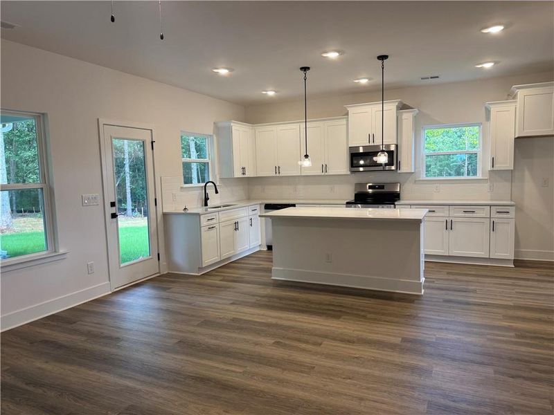Furnished interior view inside a new home in The Fields of Walnut Creek, Pendergrass (Image 8). Furnished interior view inside a new home in The Fields of Walnut Creek, Pendergrass (Image 8).