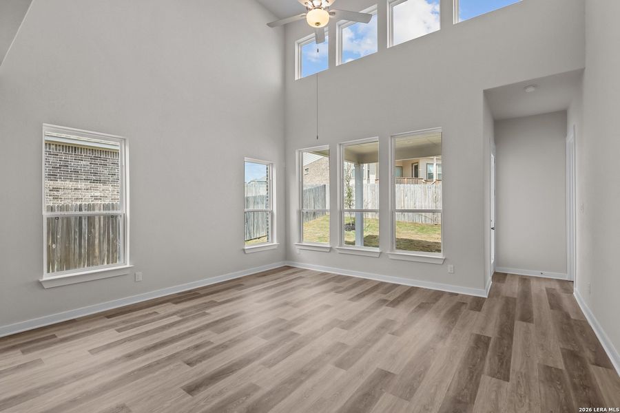 Spacious, unfurnished interior of a new home in Ladera, San Antonio (Image 32). Spacious, unfurnished interior of a new home in Ladera, San Antonio (Image 32).
