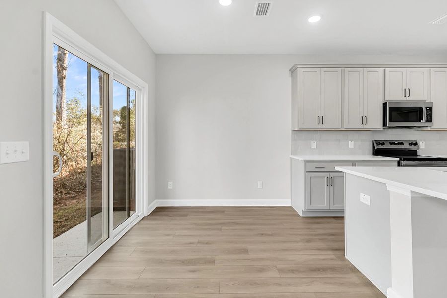 Image 16 of a home in Windward Village.