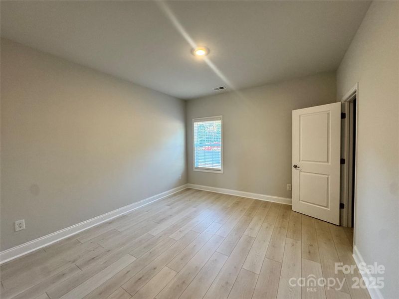Spacious, unfurnished interior of a new home in Village at Parkside, Gastonia (Image 14).