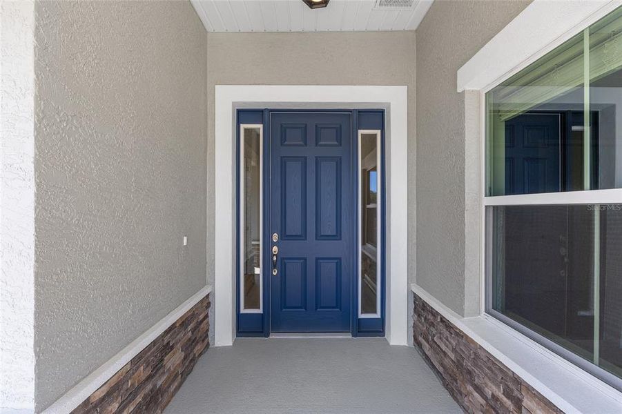 Exterior details and patio area of a home in , Ocala (Image 26).