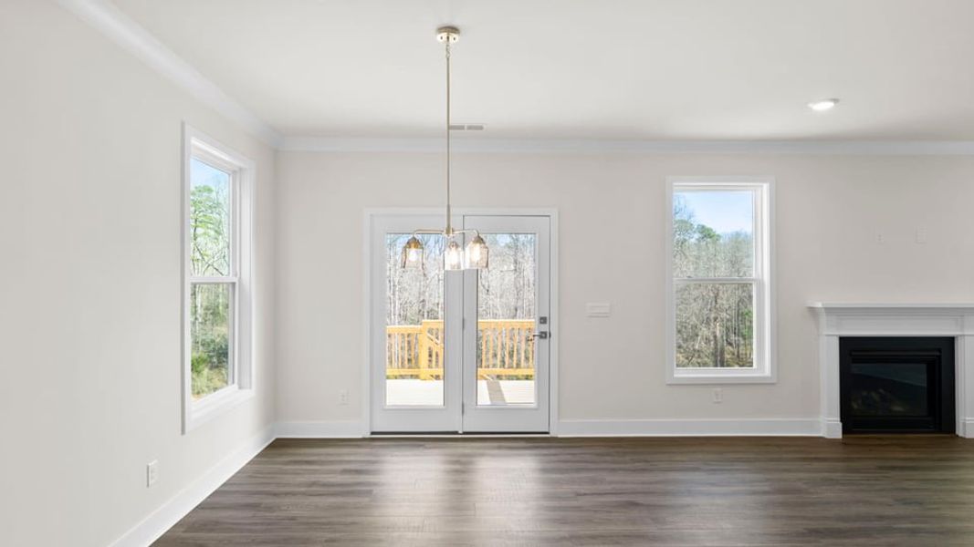 Spacious, unfurnished interior of a new home in Hemlock, Williamston (Image 17).
