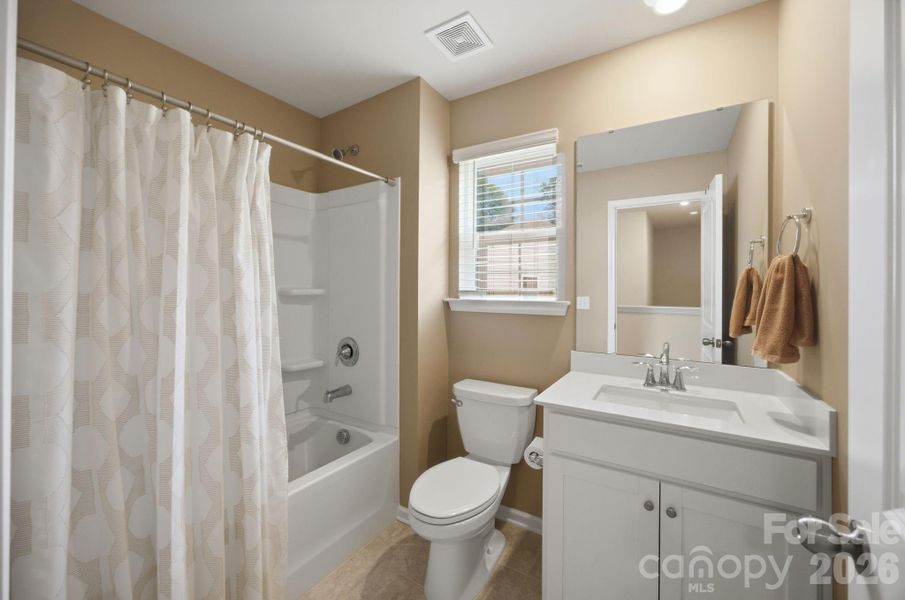 Furnished interior view inside a new home in Falls Cove at Lake Norman, Troutman (Image 34).