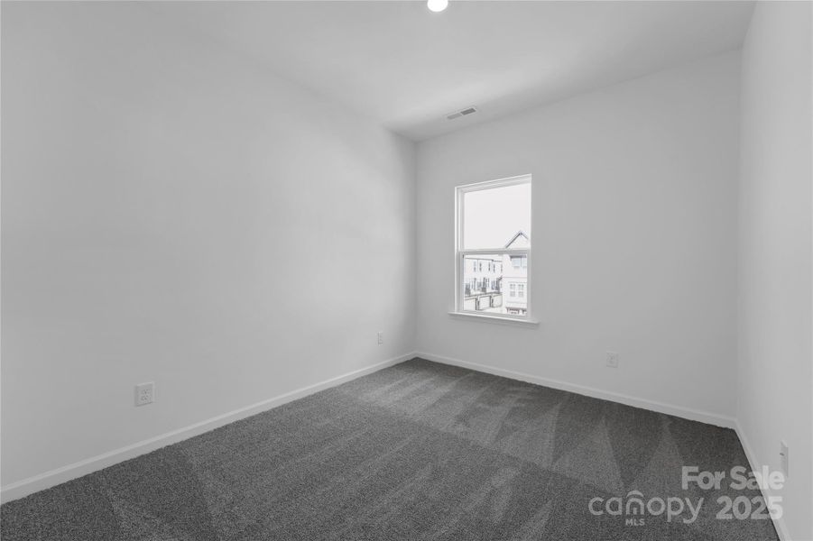 352 Catawba Avenue ~ Ready Now 352 Catawba Avenue ~ Ready Now