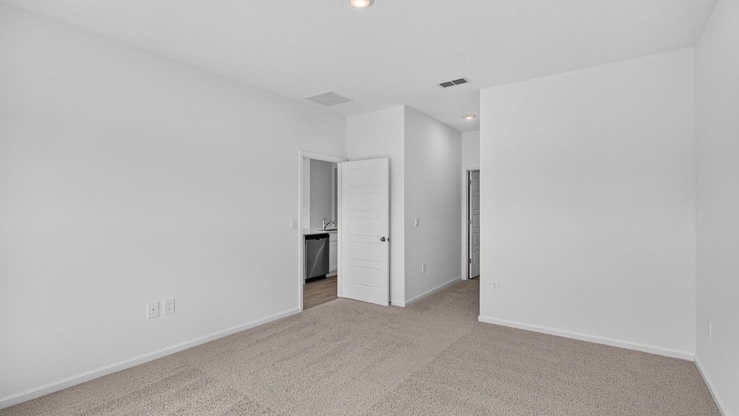 Representative unfurnished interior of a home built from the Aria+ by D.R. Horton in Diamond Springs, Jacksonville (Image 19).
