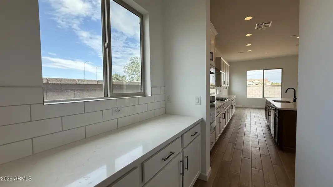 015 - Butlers Pantry 015 - Butlers Pantry