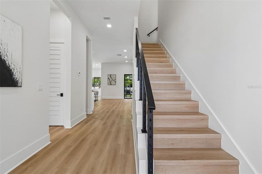 Spacious, unfurnished interior of a new home in , Tampa (Image 47). Spacious, unfurnished interior of a new home in , Tampa (Image 47).