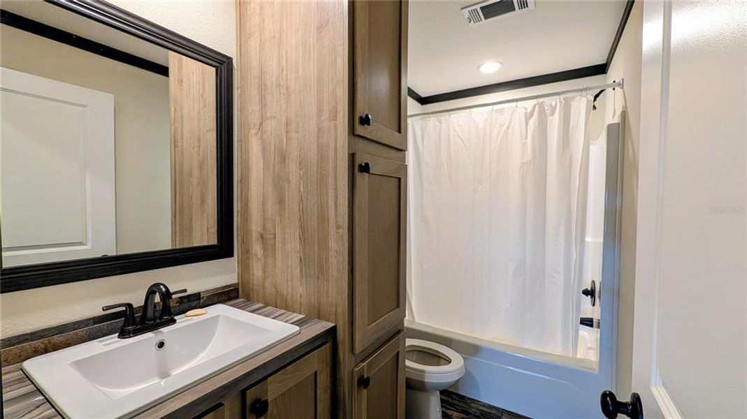 Furnished interior view inside a new home in , Wauchula (Image 9).