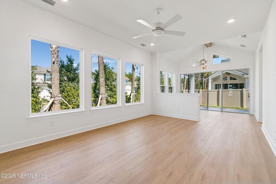 Spacious, unfurnished interior of a new home in Seabrook Village 40' Front Entry, Ponte Vedra (Image 27).