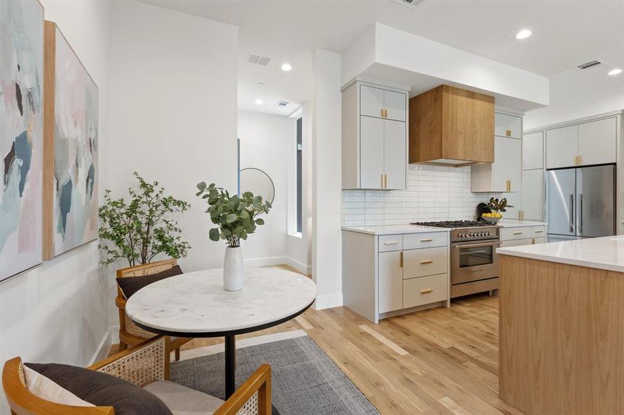 Furnished interior view inside a new home in , Dallas (Image 3). Furnished interior view inside a new home in , Dallas (Image 3).