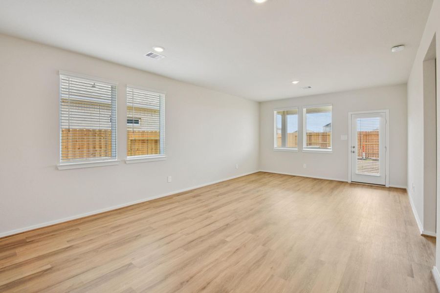 Spacious, unfurnished interior of a new home in Sanford Farms - Traditional Series, Waller (Image 20).