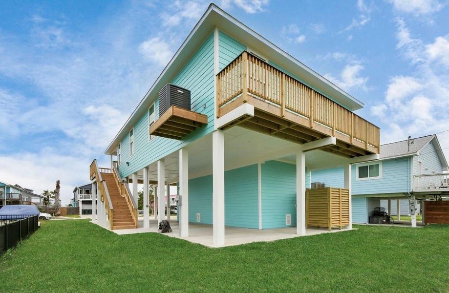 Front exterior of a new home in , Galveston, TX, highlighting curb appeal (Image 22). Front exterior of a new home in , Galveston, TX, highlighting curb appeal (Image 22).