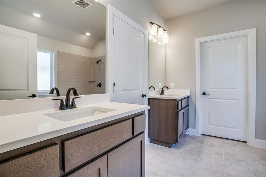 Furnished interior view inside a new home in West Crossing, Anna (Image 7).