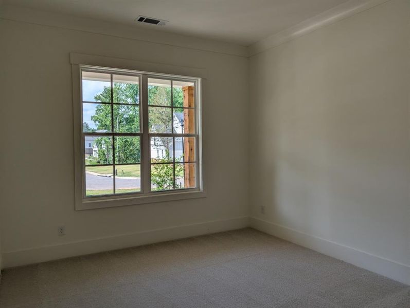 Spacious, unfurnished interior of a new home in Arden on Lanier, Cumming (Image 24).