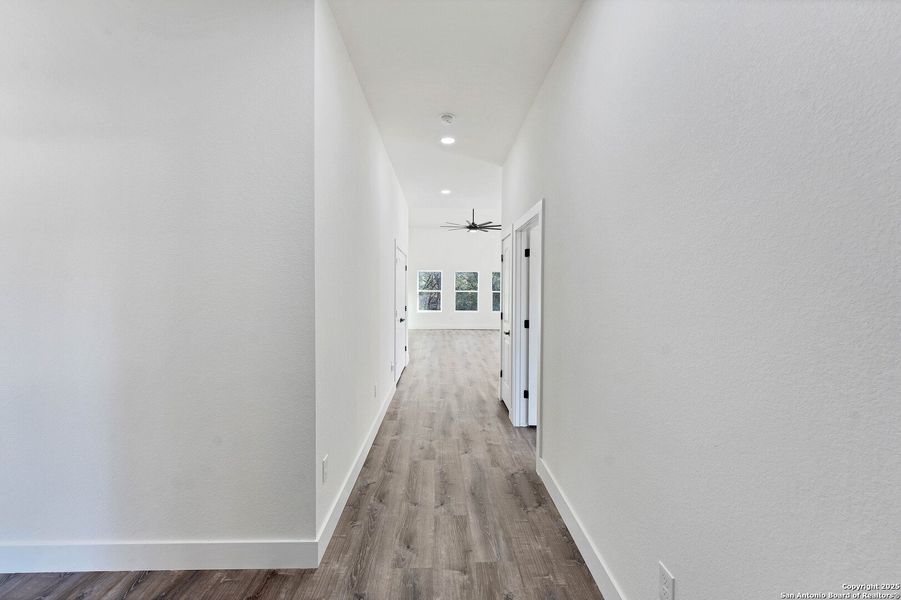 Spacious, unfurnished interior of a new home in , Canyon Lake (Image 17). Spacious, unfurnished interior of a new home in , Canyon Lake (Image 17).