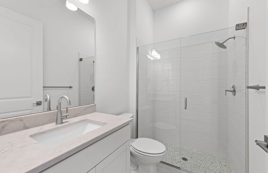 Furnished interior view inside a new home in Terreno, Naples (Image 9).