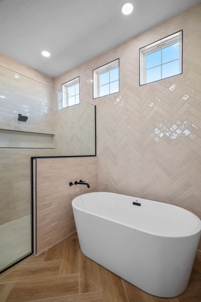 Furnished interior view inside a new home in Verdancia, El Paso (Image 10).