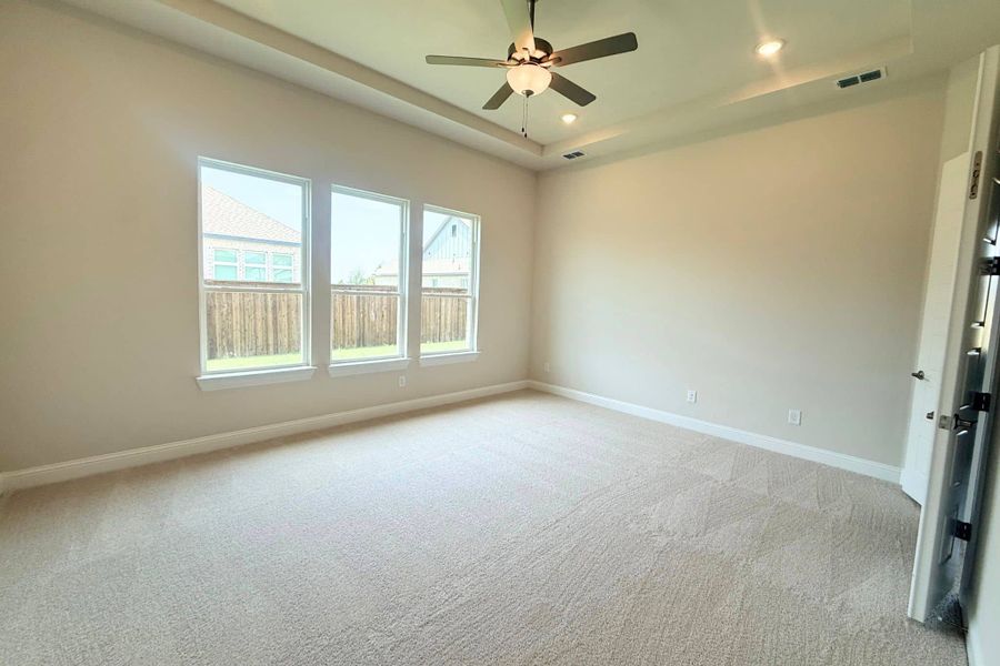 Spacious, unfurnished interior of a new home in Polo Ridge, Mesquite (Image 15). Spacious, unfurnished interior of a new home in Polo Ridge, Mesquite (Image 15).