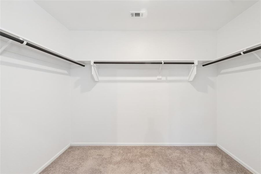 Spacious, unfurnished interior of a new home in Light Farms - Sweetwater, Celina (Image 22).