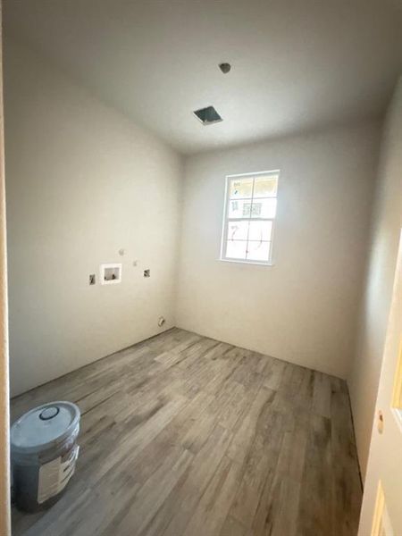 Spacious, unfurnished interior of a new home in Terra Escalante, Blue Ridge (Image 5).