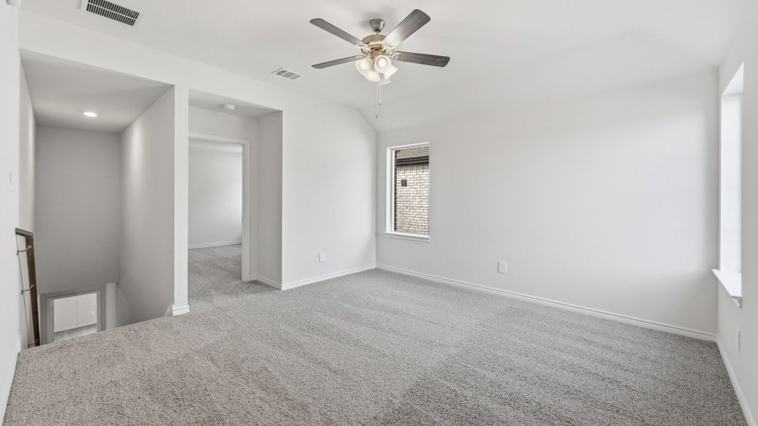 Representative unfurnished interior of a home built from the Jackson by D.R. Horton in Silverado, Aubrey (Image 11).