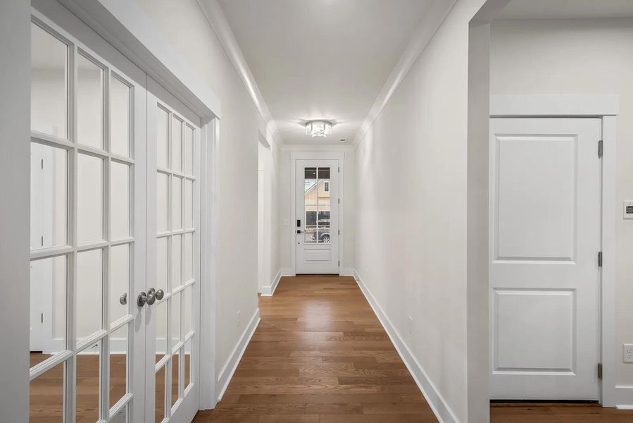 The Roseland II D Foyer The Roseland II D Foyer