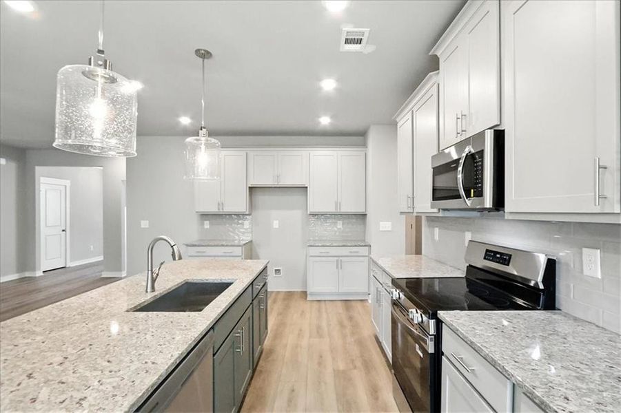 Furnished interior view inside a new home in Traditions of Braselton, Jefferson (Image 13).