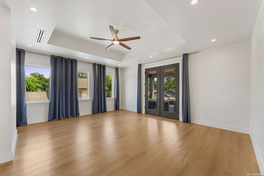 Spacious, unfurnished interior of a new home in , San Antonio (Image 23). Spacious, unfurnished interior of a new home in , San Antonio (Image 23).
