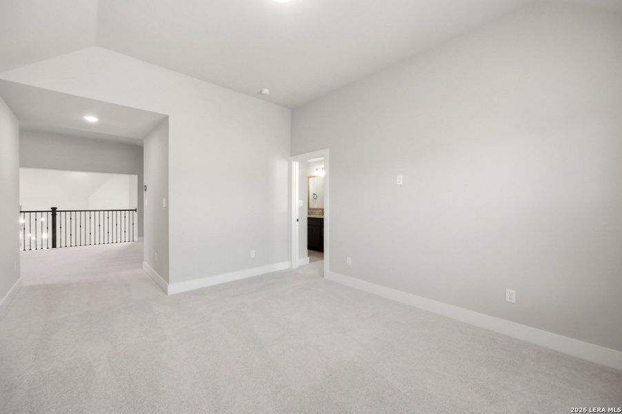 Spacious, unfurnished interior of a new home in La Cima, San Marcos (Image 22). Spacious, unfurnished interior of a new home in La Cima, San Marcos (Image 22).