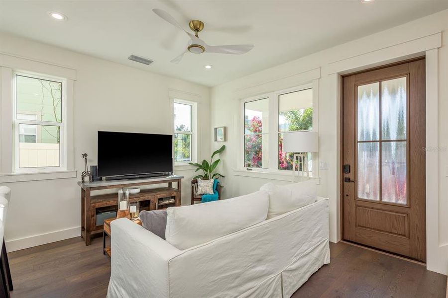 Furnished interior view inside a new home in , St. Petersburg (Image 18).