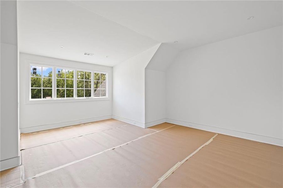 Spacious, unfurnished interior of a new home in , Milton (Image 42).