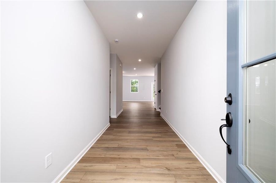 Spacious, unfurnished interior of a new home in Riverside Ridge, Lawrenceville (Image 24).