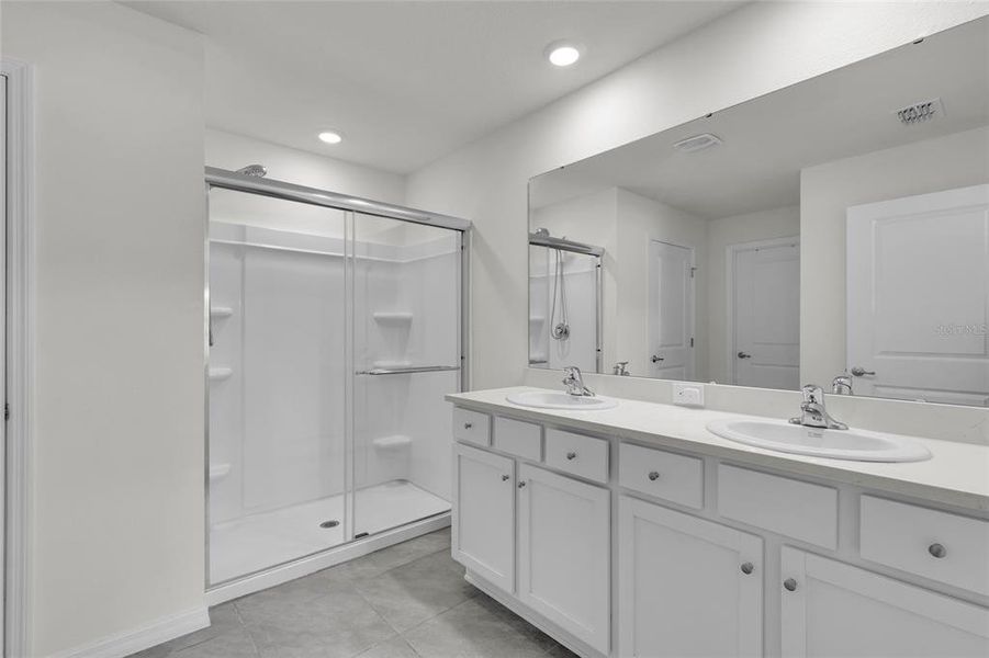 Furnished interior view inside a new home in Autumn Glen, Belleview (Image 12).