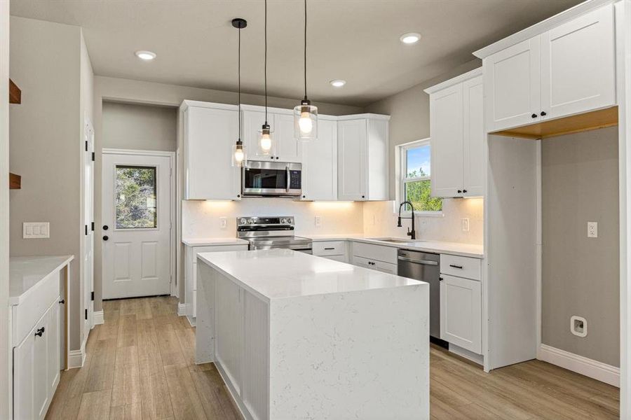 Furnished interior view inside a new home in , Granbury (Image 7). Furnished interior view inside a new home in , Granbury (Image 7).