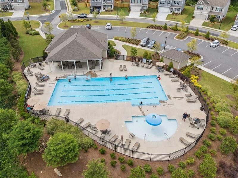 Image 26 of a home in Etowah Preserve.