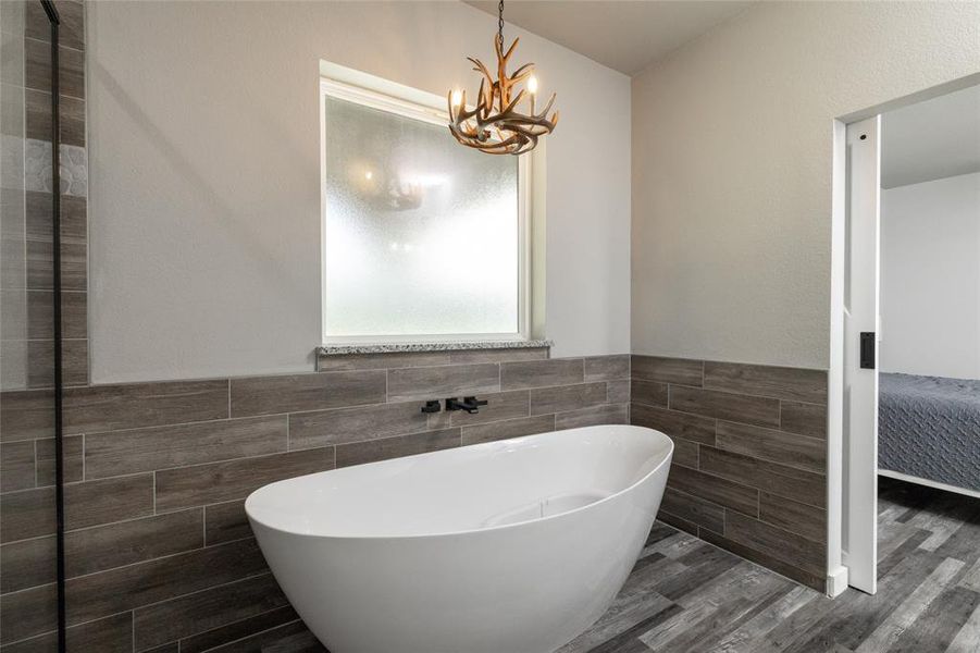 Furnished interior view inside a new home in , Bridgeport (Image 6).