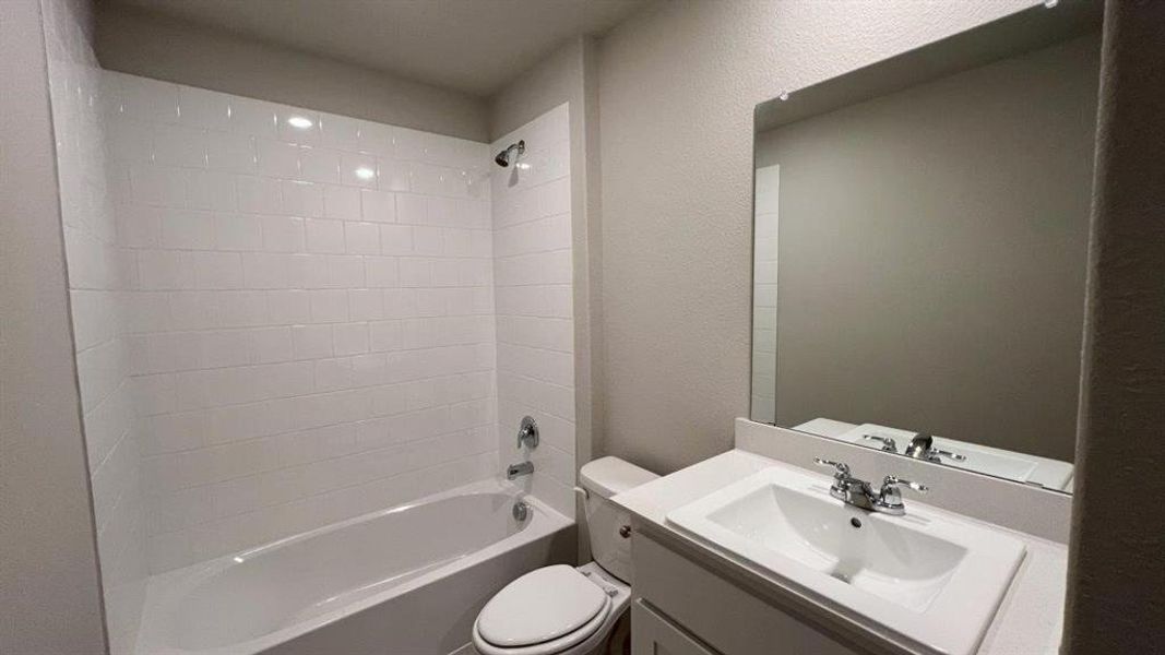 Furnished interior view inside a new home in Rosewood at Beltmill, Fort Worth (Image 7). Furnished interior view inside a new home in Rosewood at Beltmill, Fort Worth (Image 7).