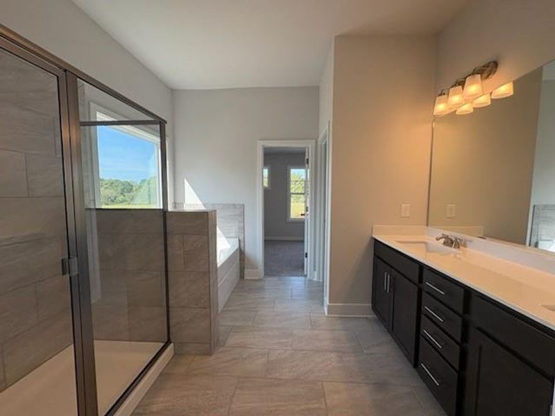 Furnished interior view inside a new home in Greenefield, Cartersville (Image 8).
