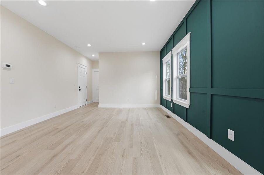 Spacious, unfurnished interior of a new home in , Mableton (Image 28).