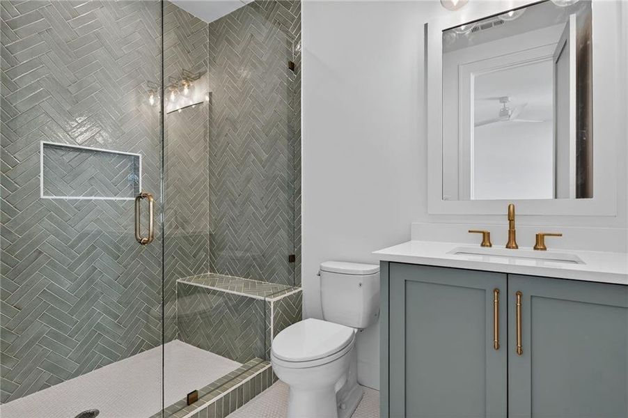 Furnished interior view inside a new home in , Alpharetta (Image 7).